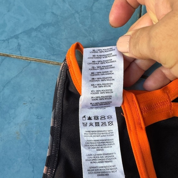 Arena Orange Print Polycarbonite II Challenge One Piece Swimsuit - Picture 7 of 7